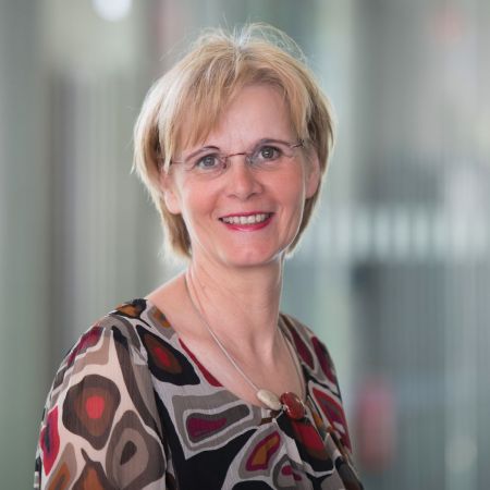"Manuela Strobel"